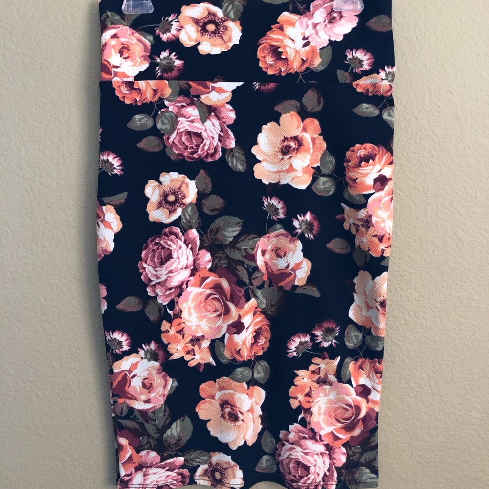 Floral pencil skirt